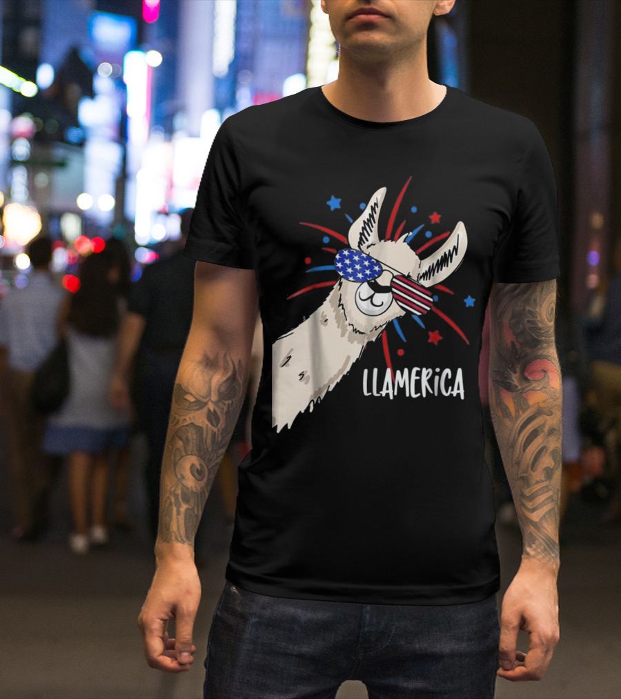 LLAmerica Funny Patriotic Llama Party With American Flag Sunglasses T-Shirt