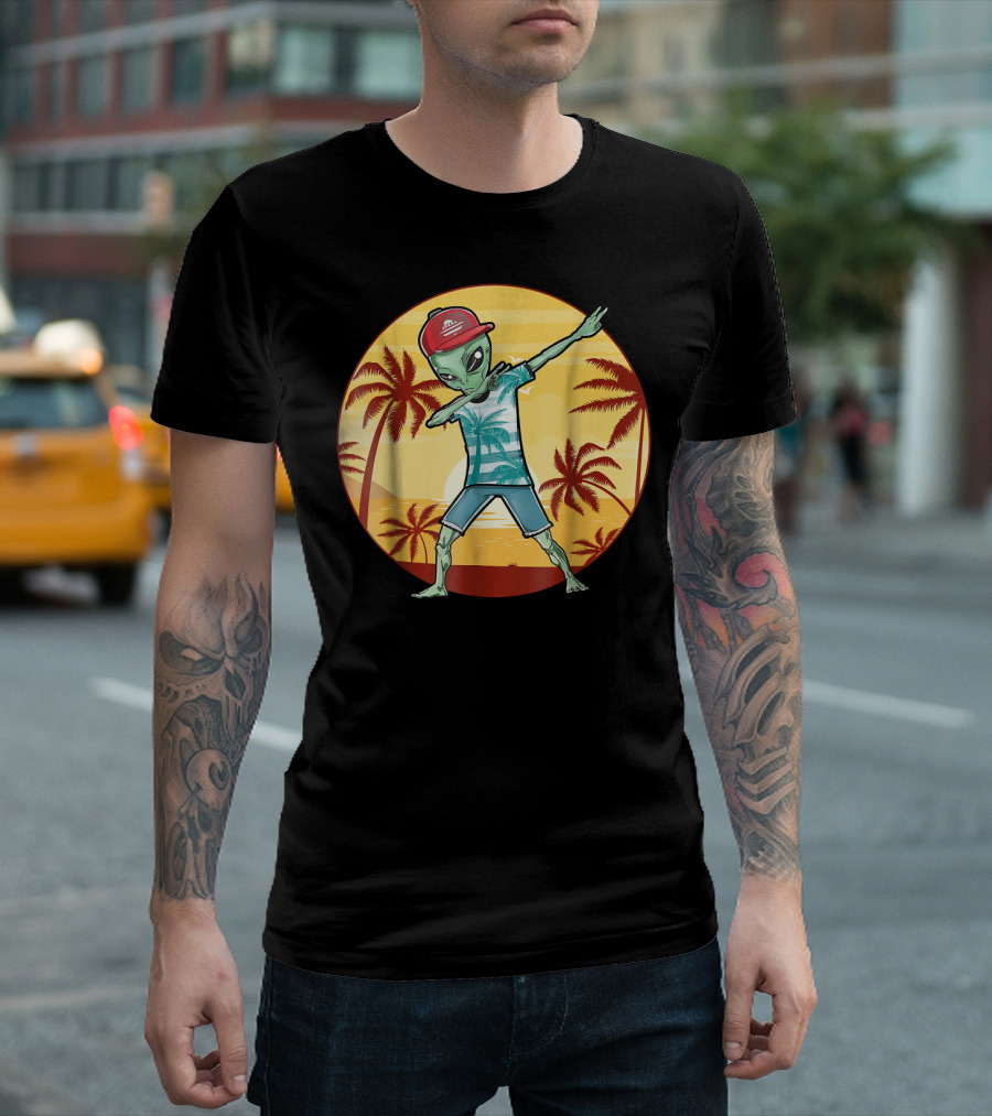 Dabbing Alien in Hawaiian Beach Sunset with Palm Trees and Cap T-Shirt