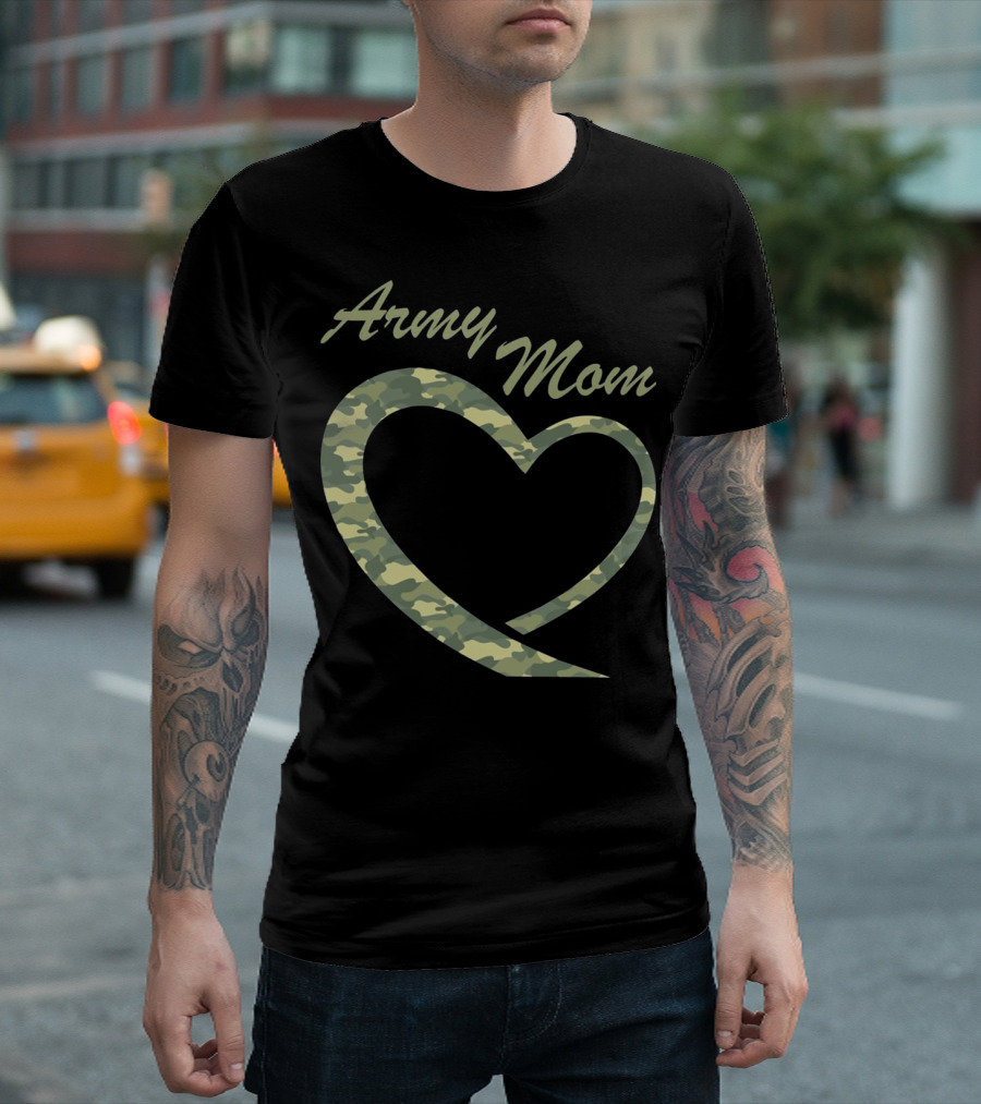 Army Mom Camouflage Heart Military Mother C T-Shirt