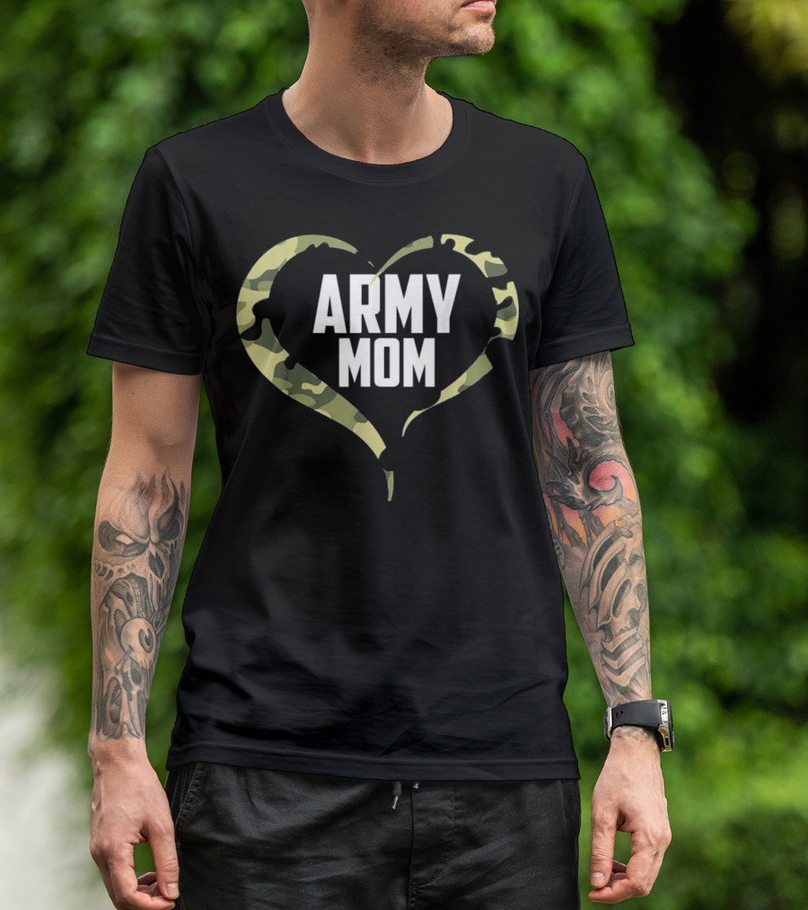 Army Mom Camouflage Heart Military Mother Pride T-Shirt