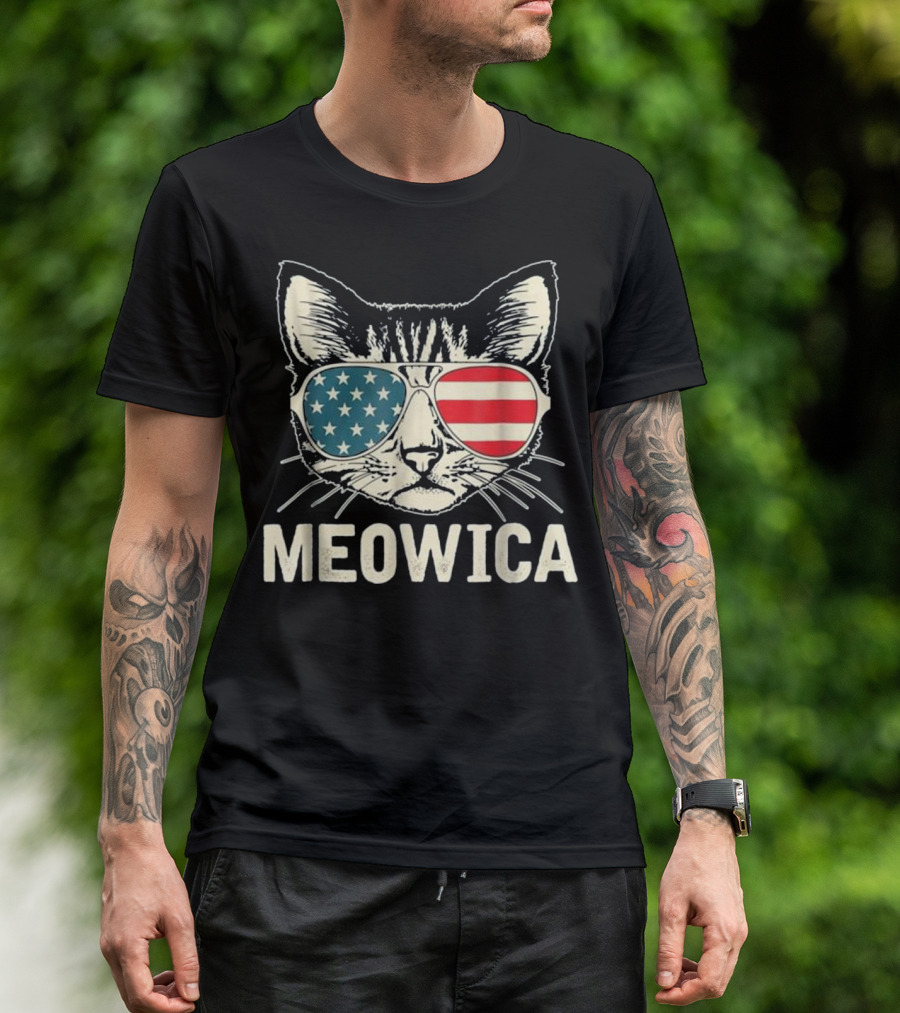 Meowica Cat With American Flag Sunglasses Patriotic USA July 4th T-Shirt