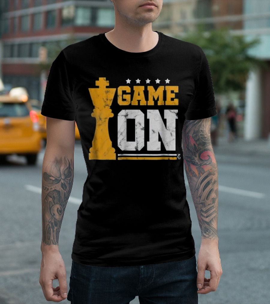 Awesome Vintage Game On Chess King Grand Mast T-Shirt