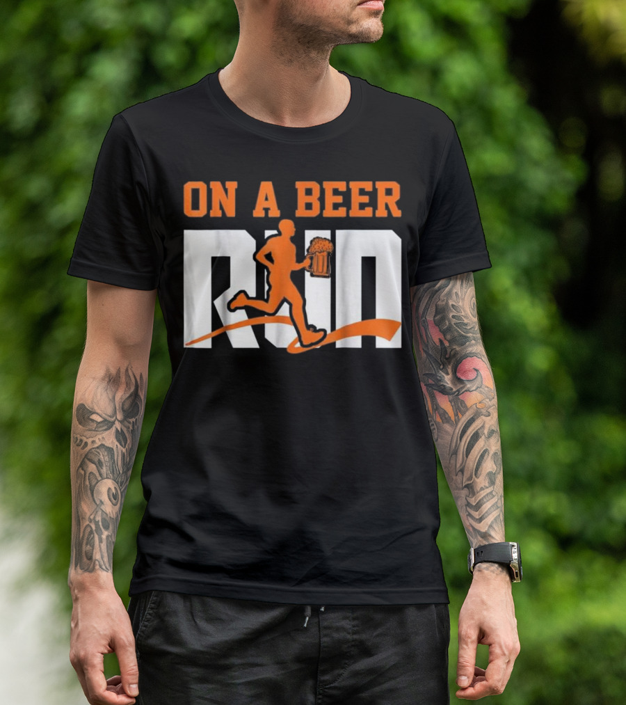 NV042 Funny Beer For Men On A Beer Run Beer Mug Runner T-Shirt