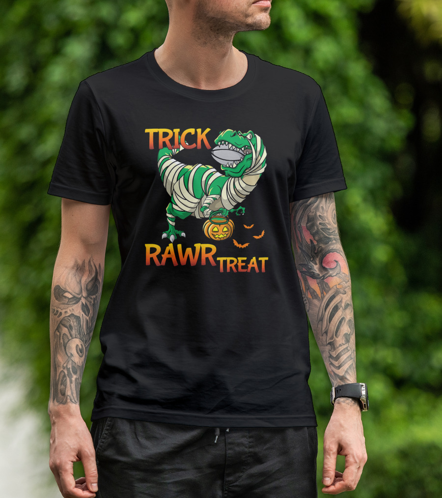 Trick Rawr Treat Rex Dinosaur Mummy With Pumpkin And Flying Bats T-Shirt