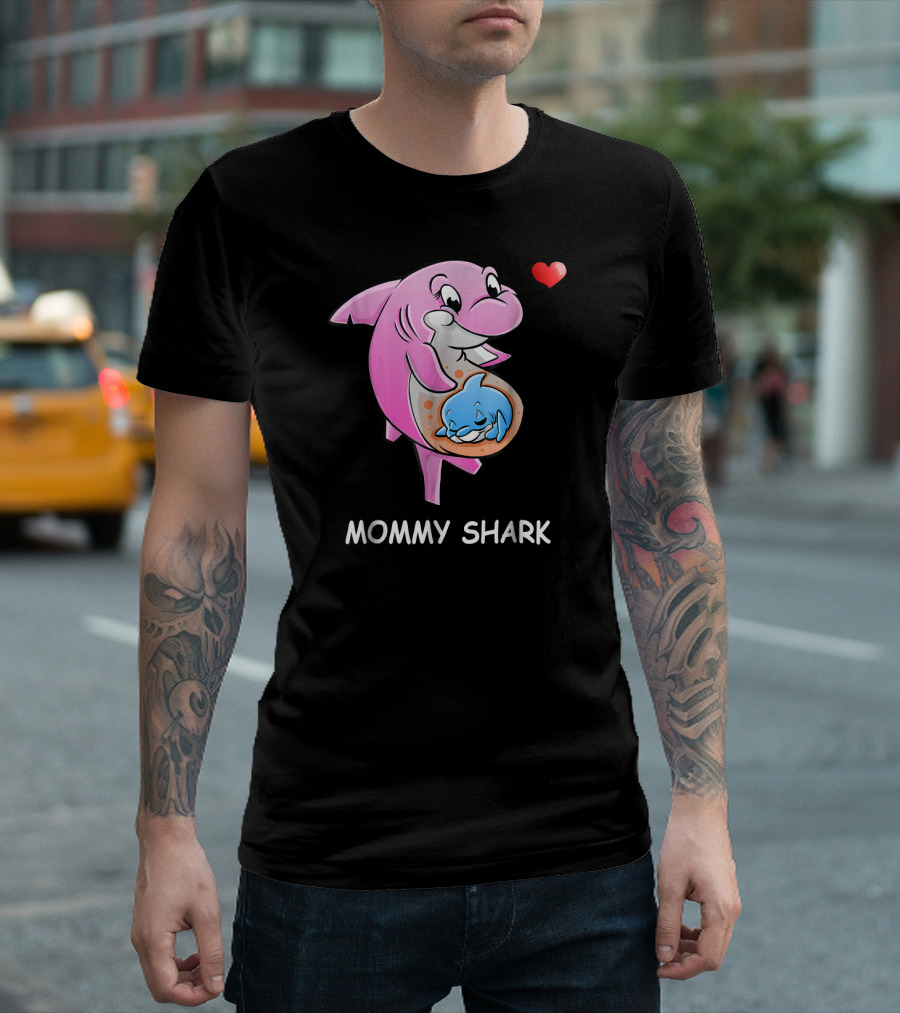 MOMMY SHARK Pink Cartoon with Baby and Heart T-Shirt