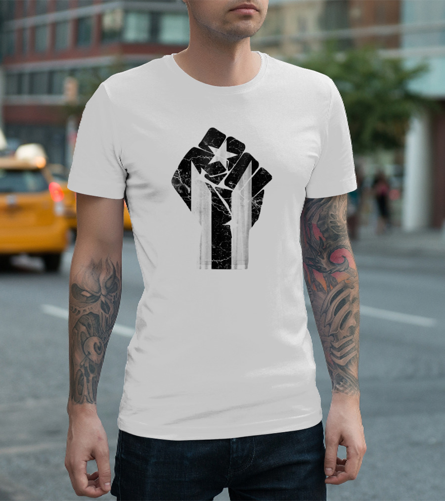 Puerto Rico Resiste Black Flag Raised Fist Star Stripes T-Shirt