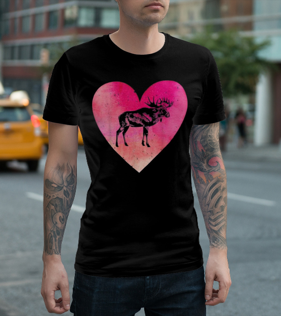 Moose Love Heart Vintage Alaska T-Shirt