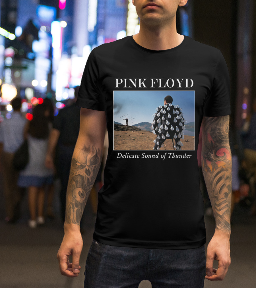 Pink Floyd Delicate Sound Of Thunder Lightbulb Suit Album Cover T-Shirt