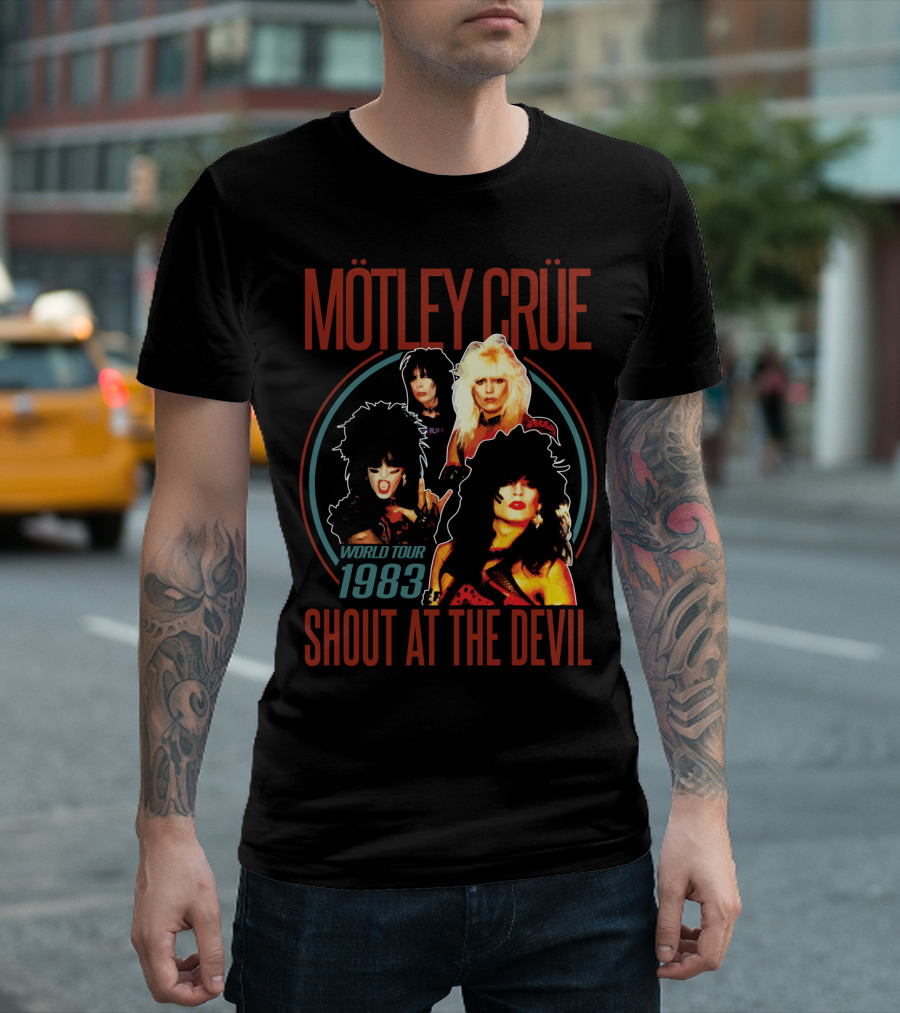 Mötley Crüe Shout At The Devil World Tour 1983 T-Shirt