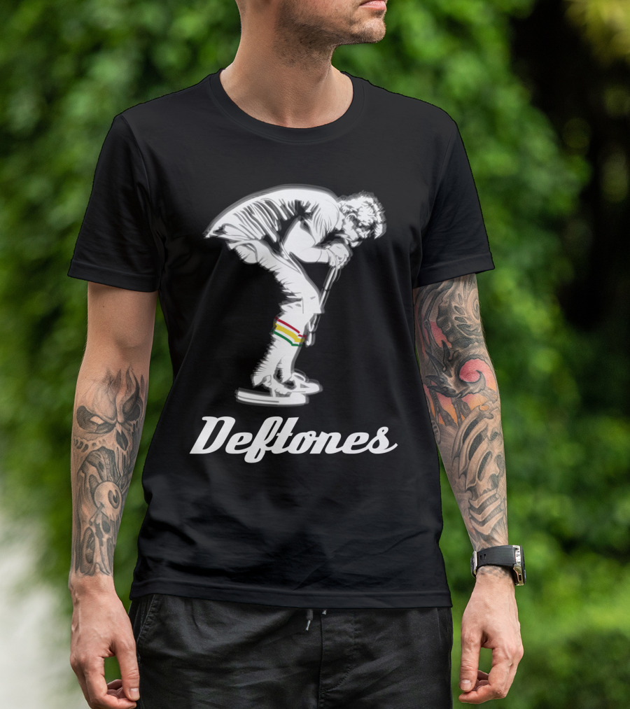 Deftones Band Performance Illustration With Dynamic Pose T-Shirt