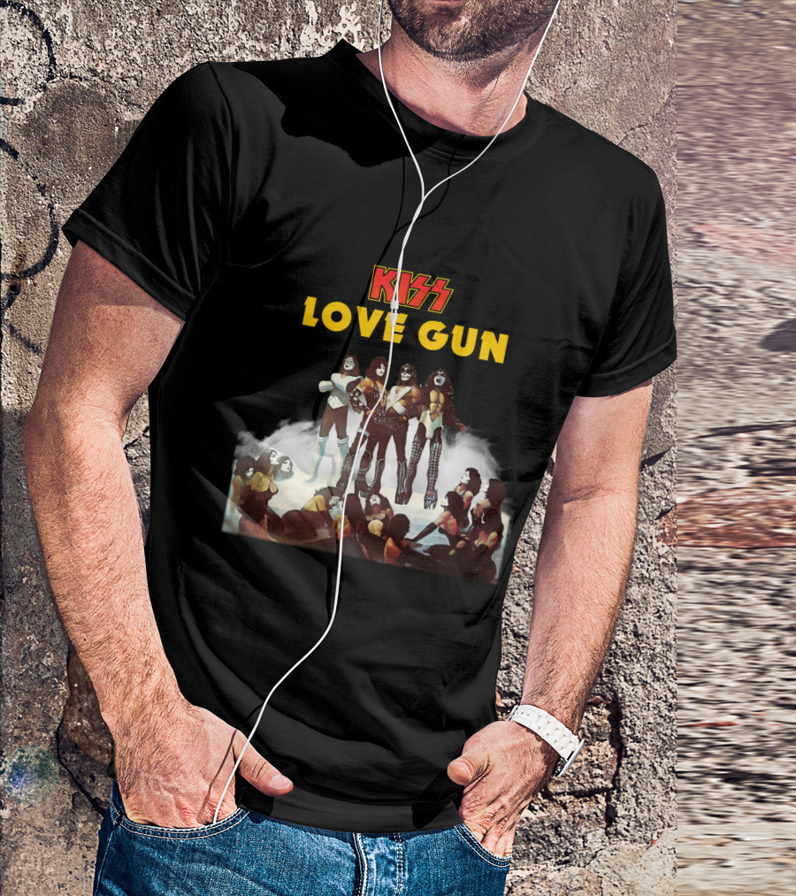 Kiss Love Gun Album Cover T-Shirt