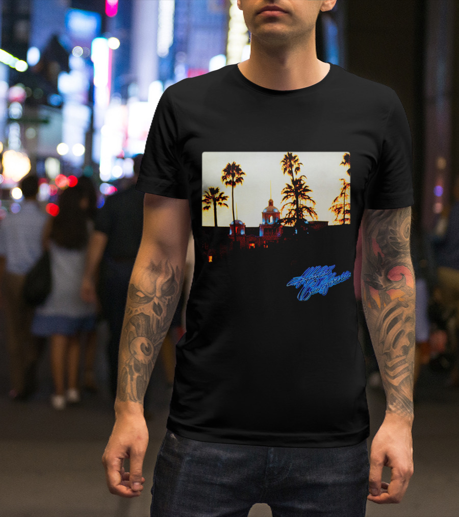 Hotel California Night Scene With Palm Trees And Neon Style T-Shirt