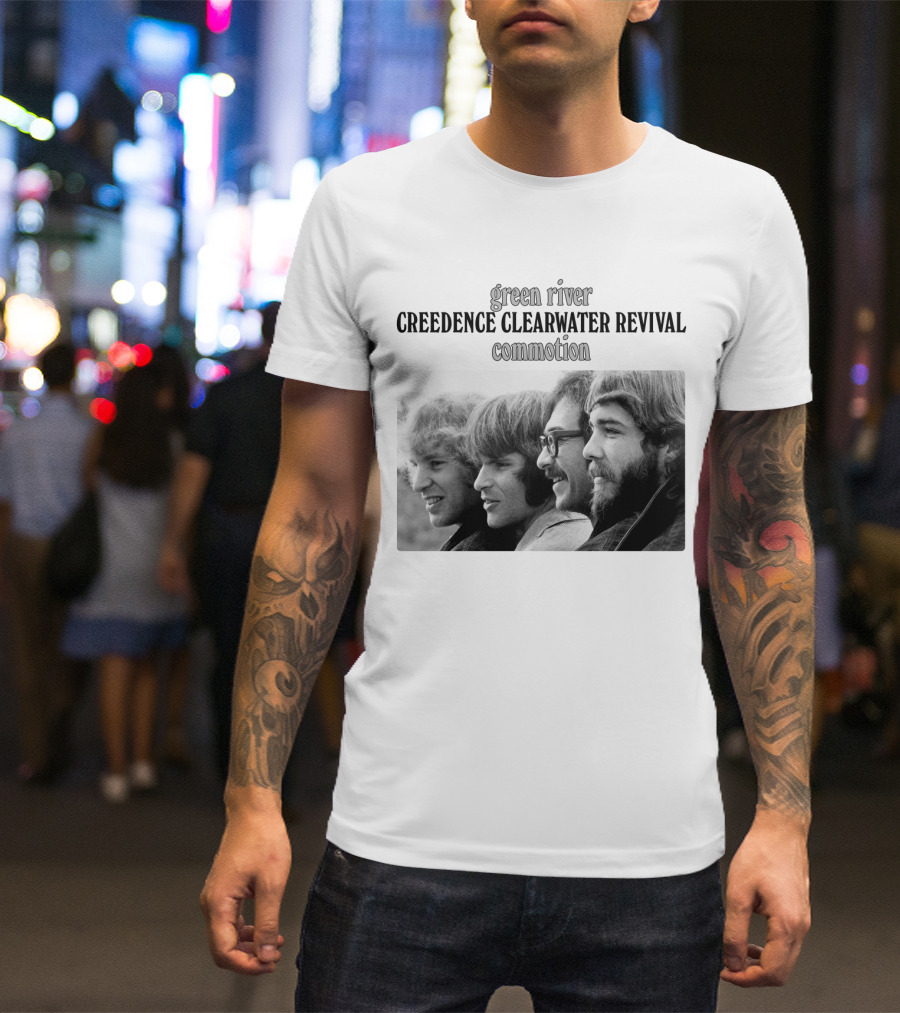 Creedence Clearwater Revival Green River Commotion Band Photo T-Shirt