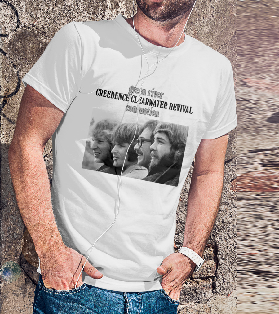 Creedence Clearwater Revival Green River Commotion Band Photo T-Shirt
