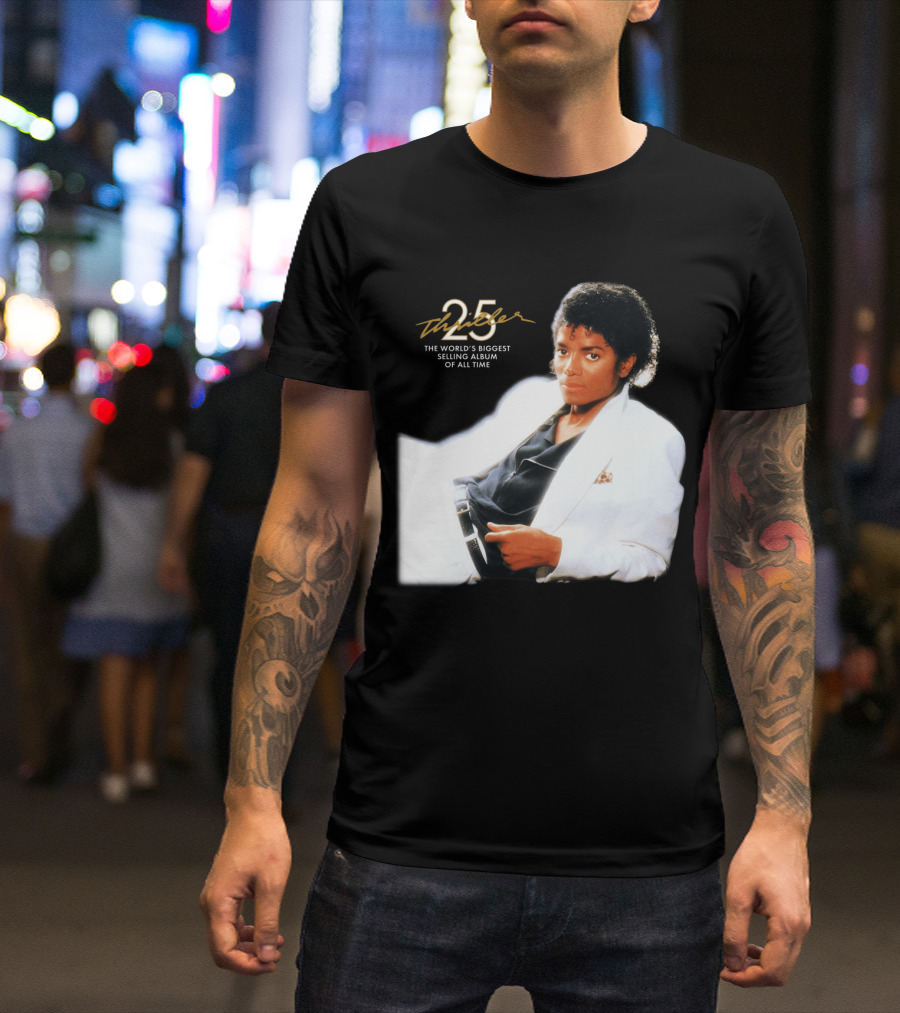 25 Thriller The World's Biggest Selling Album Of All Time T-Shirt