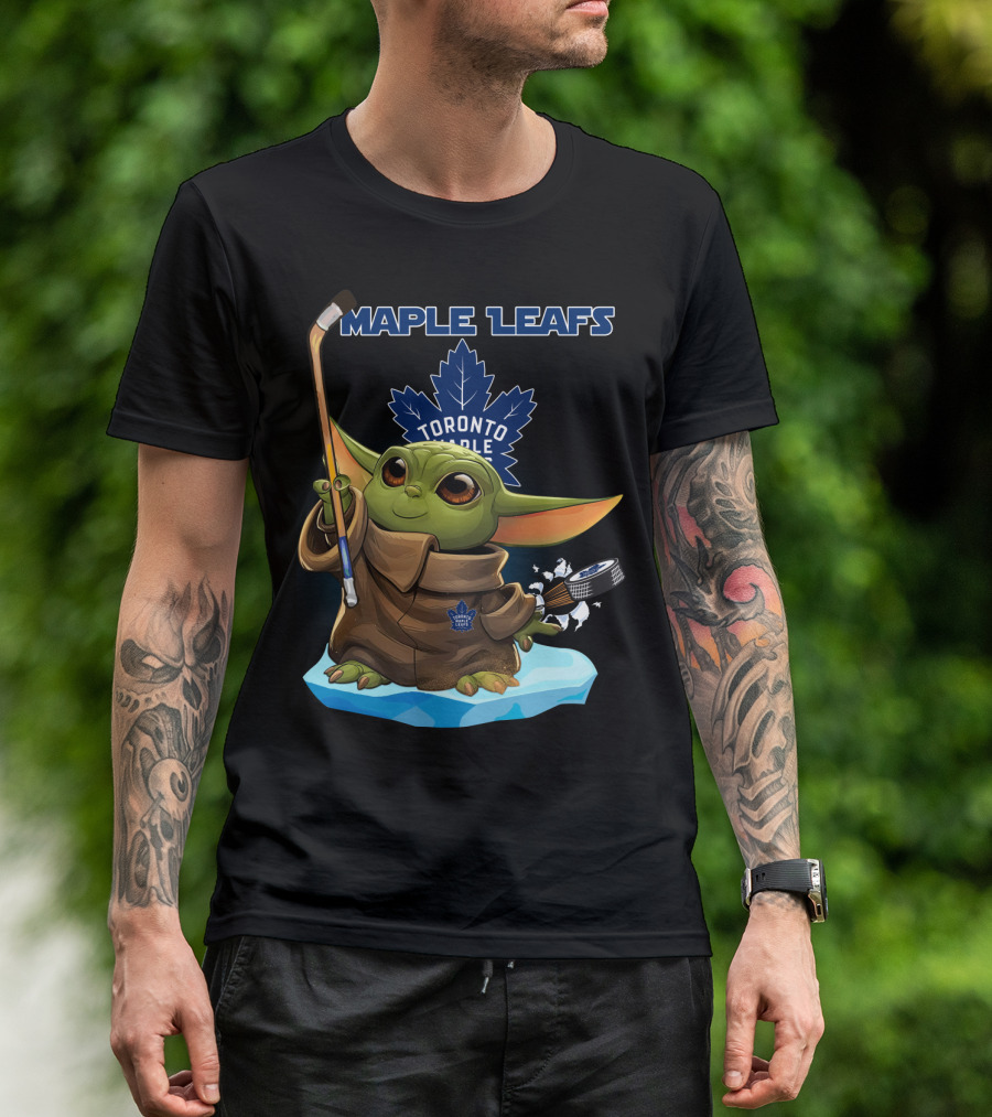 Toronto Maple Leafs Baby Yoda Hockey Fan T-Shirt