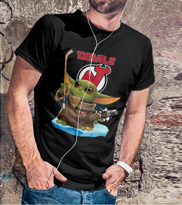 Baby Yoda New Jersey Devils Hockey Puck Lightsaber T-Shirt