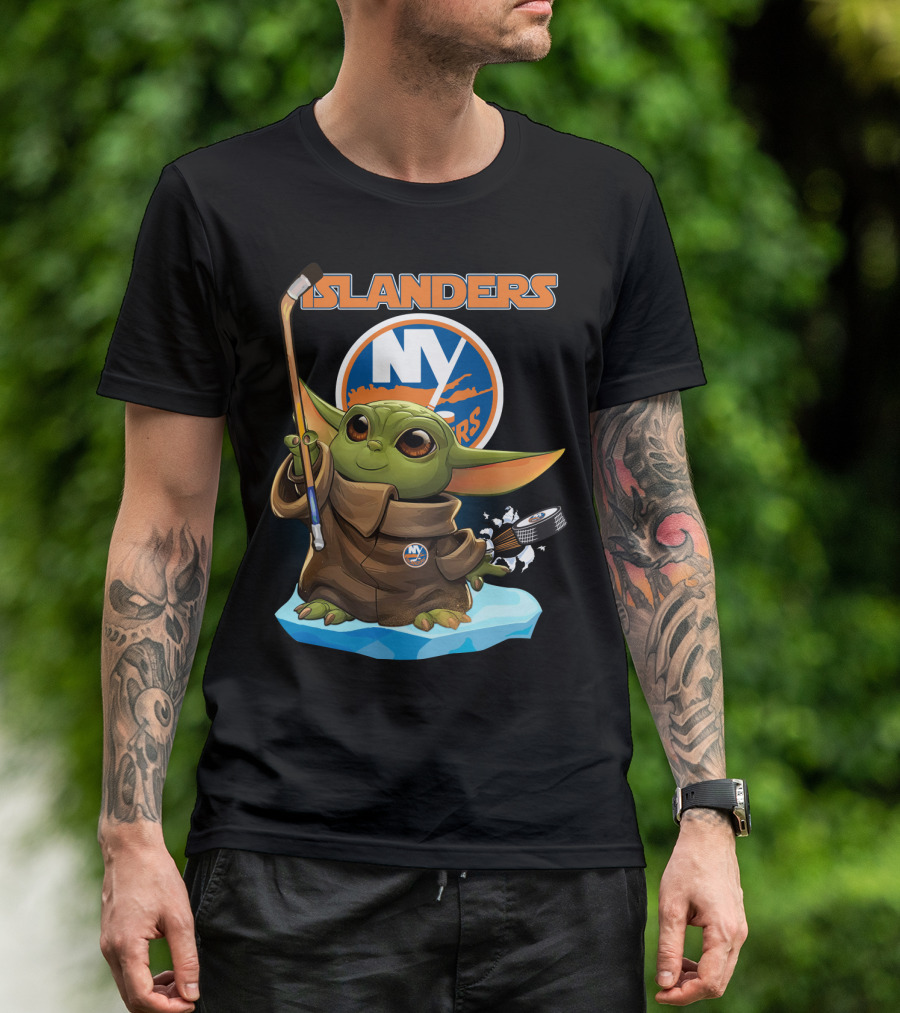 Islanders Ny Baby Yoda Holding Hockey Stick And Puck T-Shirt