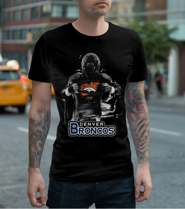 Denver Broncos Football Player Logo Splash Effect T-Shirt