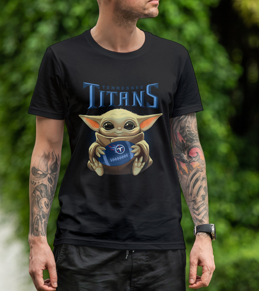 Tennessee Titans Baby Yoda Holding Football T-Shirt