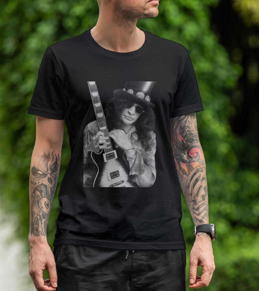 Guns N' Roses Slash With Guitar Iconic Black And White T-Shirt