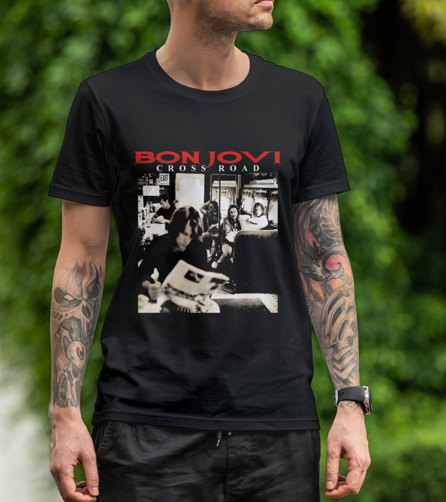 Bon Jovi Cross Road Album Cover Black And White Café Scene T-Shirt