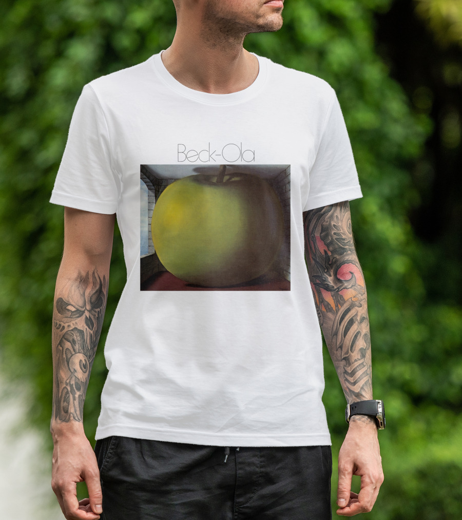 TJB 01 Beck Ola Album Cover Large Green Apple T-Shirt