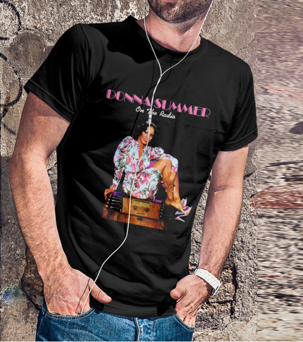 Donna Summer On The Radio 08 Retro Glam Pose T-Shirt
