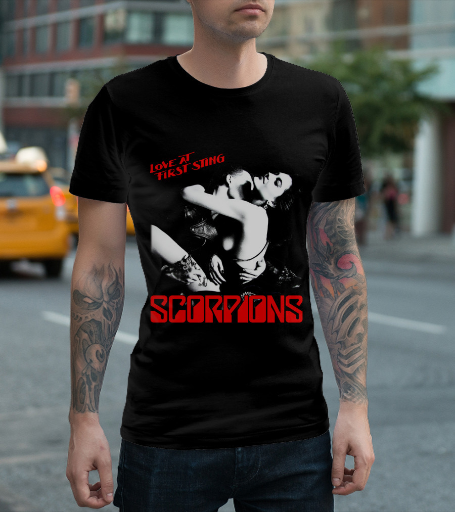 Scorpions Love at First Sting Romantic Embrace T-Shirt