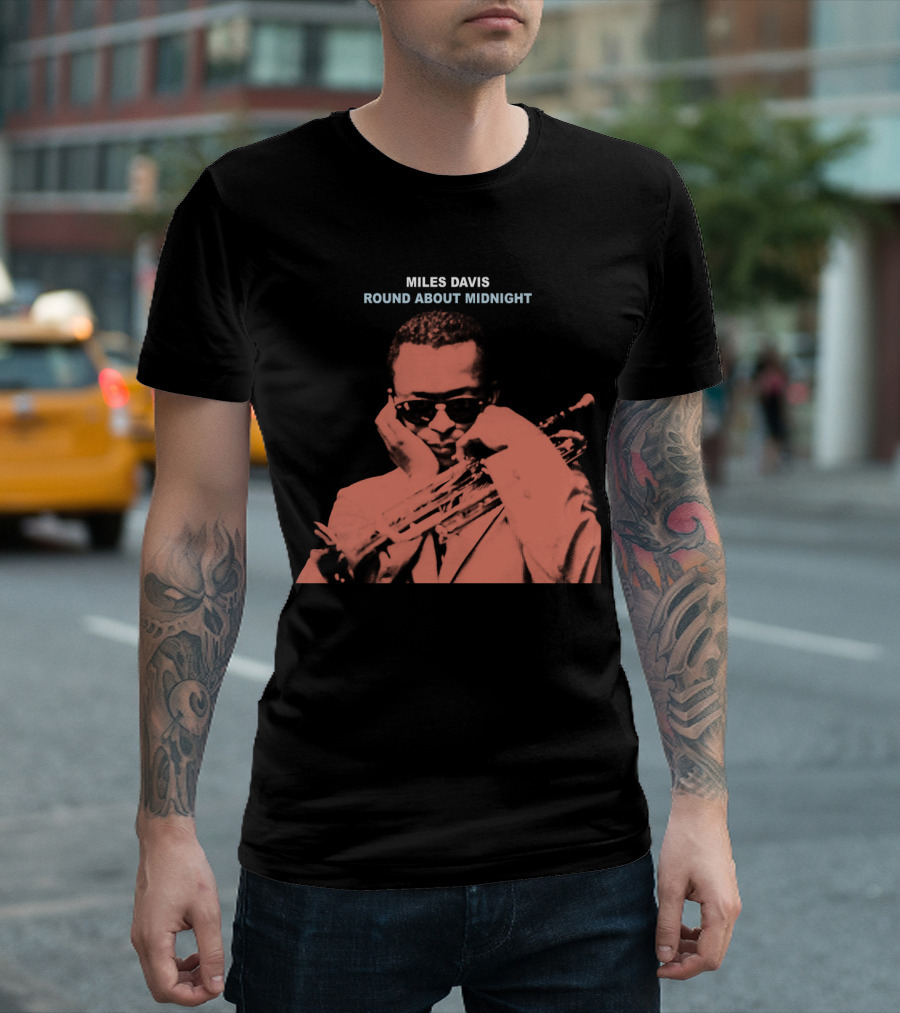 MILES DAVIS ROUND ABOUT MIDNIGHT T-Shirt