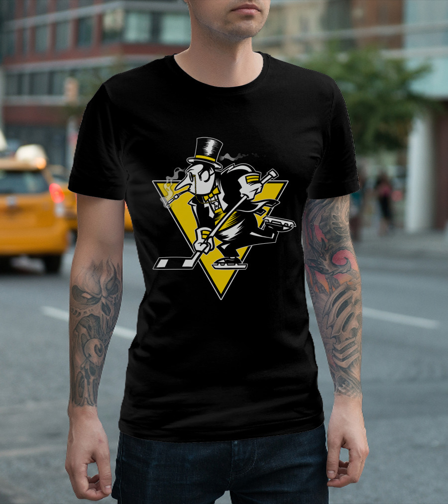 Pittsburgh Penguins Retro Style Smoking Penguin Hockey Skater T-Shirt