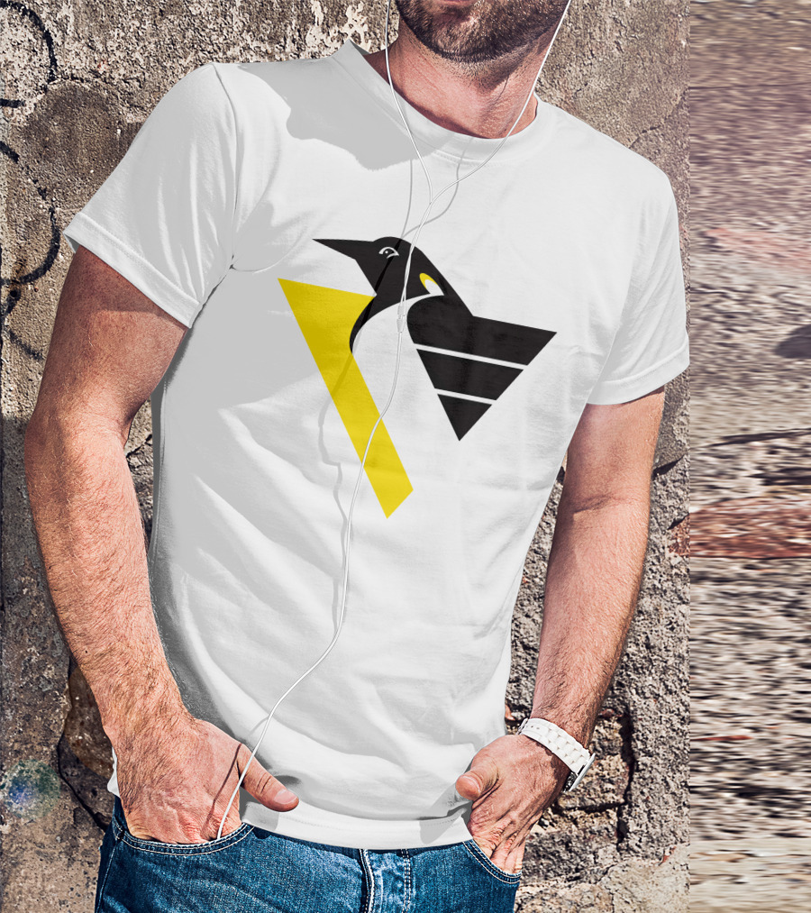 Pittsburgh Penguins Retro Penguin Triangles T-Shirt