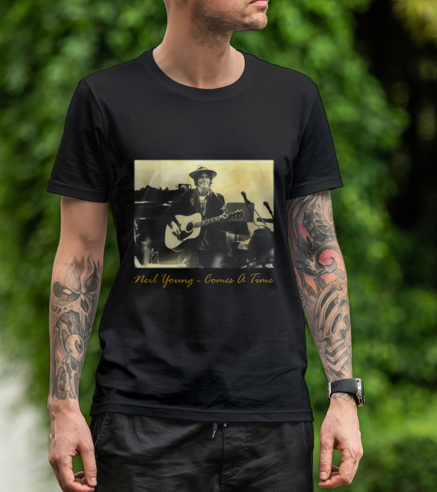 Neil Young - Comes A Time Accompanied Guitar Performance T-Shirt
