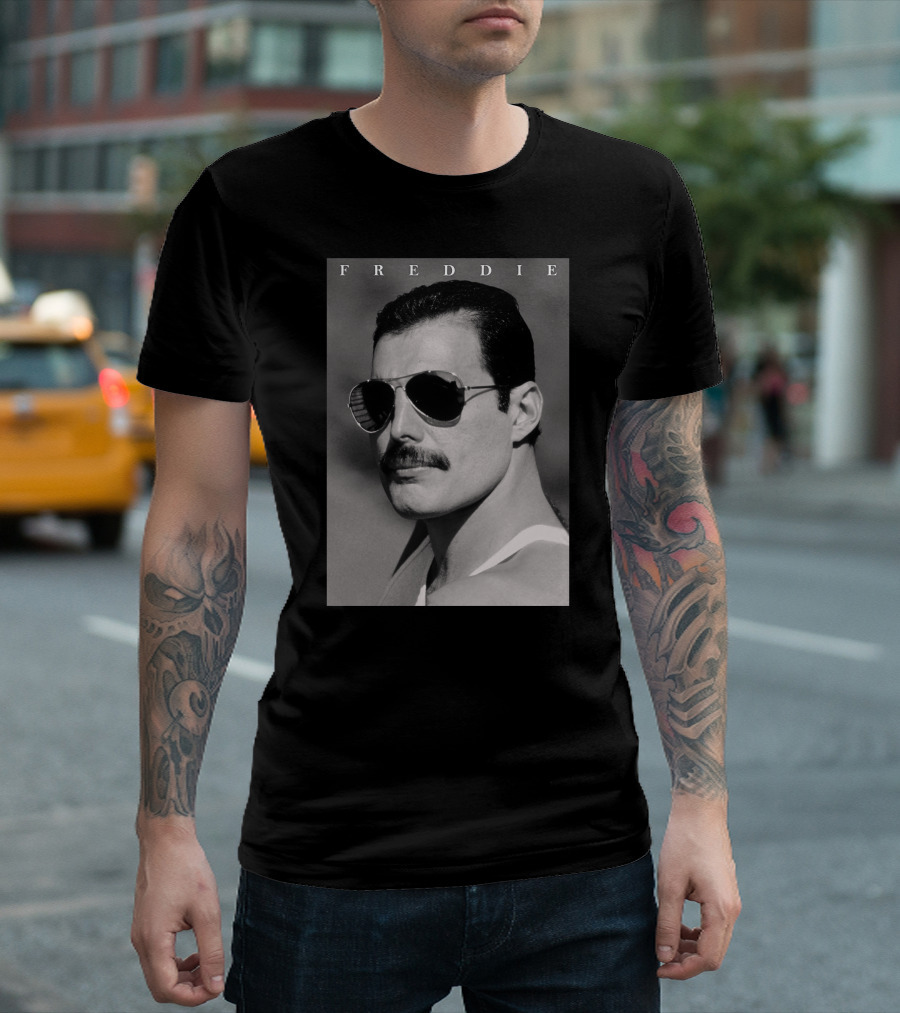 Freddie Mercury Sunglasses Portrait Iconic Style T-Shirt