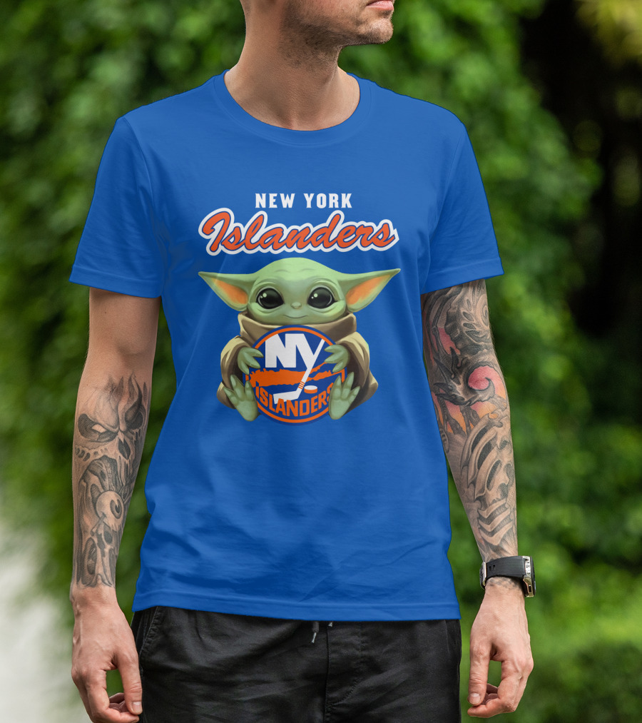 New York Islanders Baby Yoda Holding NY Islanders T-Shirt