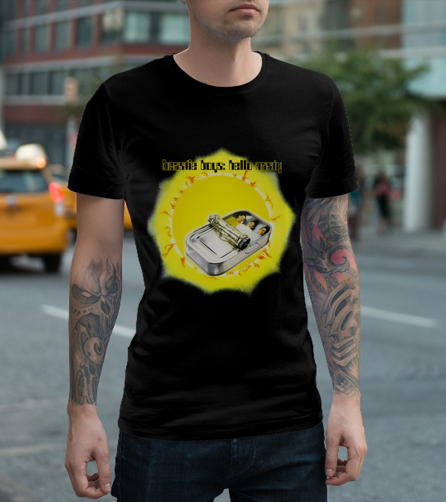 Beastie Boys: Hello Nasty Album Cover Yellow Background T-Shirt