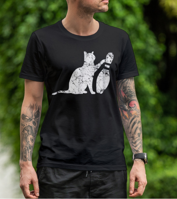 Ornery Alley Cat Tipping Bowling Pin Vintage T-Shirt