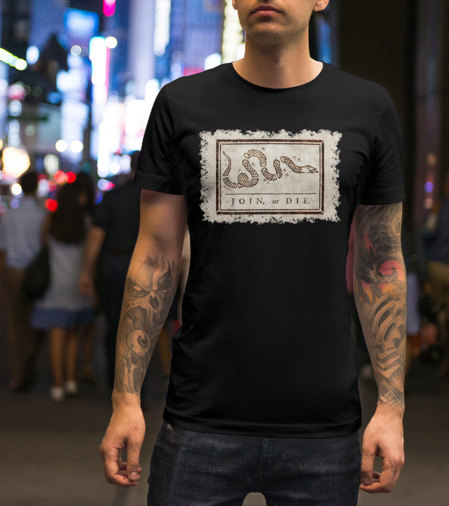 Join Or Die Snake Political Cartoon Benjamin Franklin Historical T-Shirt