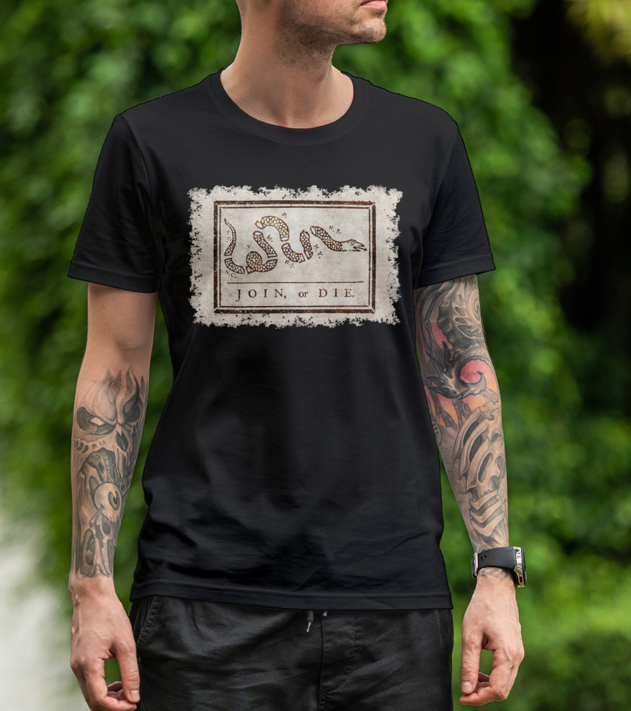 Join Or Die Snake Political Cartoon Benjamin Franklin Historical T-Shirt