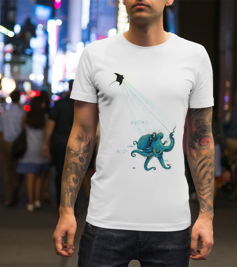 KiteManta O Octopus Flying Manta Ray T-Shirt