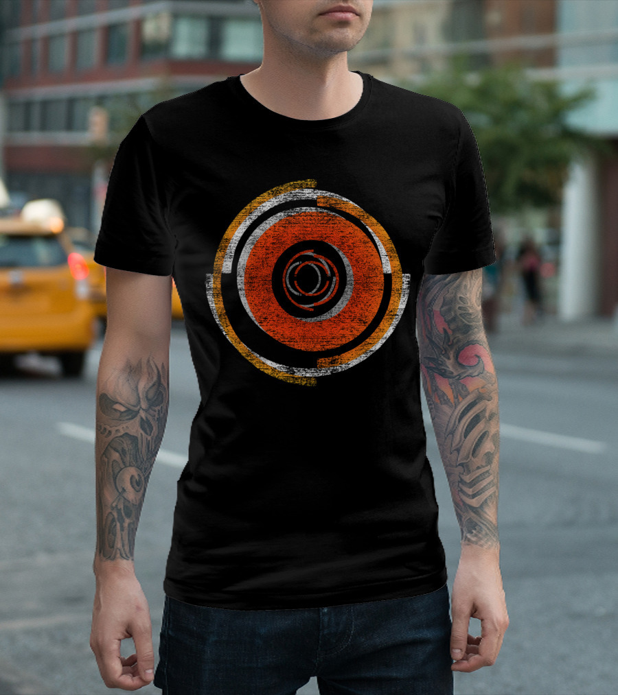 Broken Off Centered Circles Geometric T-Shirt