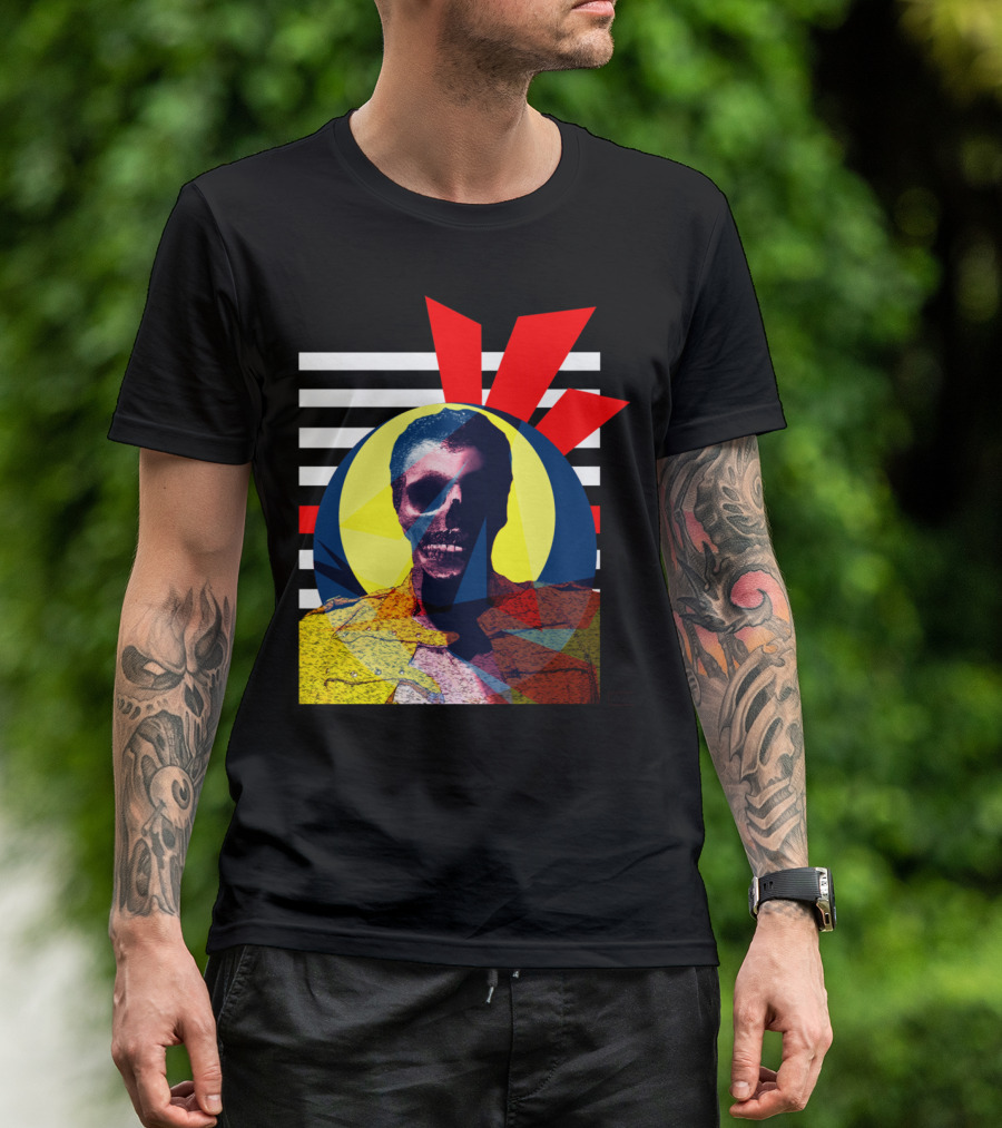 Show Man Art Bold Abstract Skull Retro Stripes T-Shirt