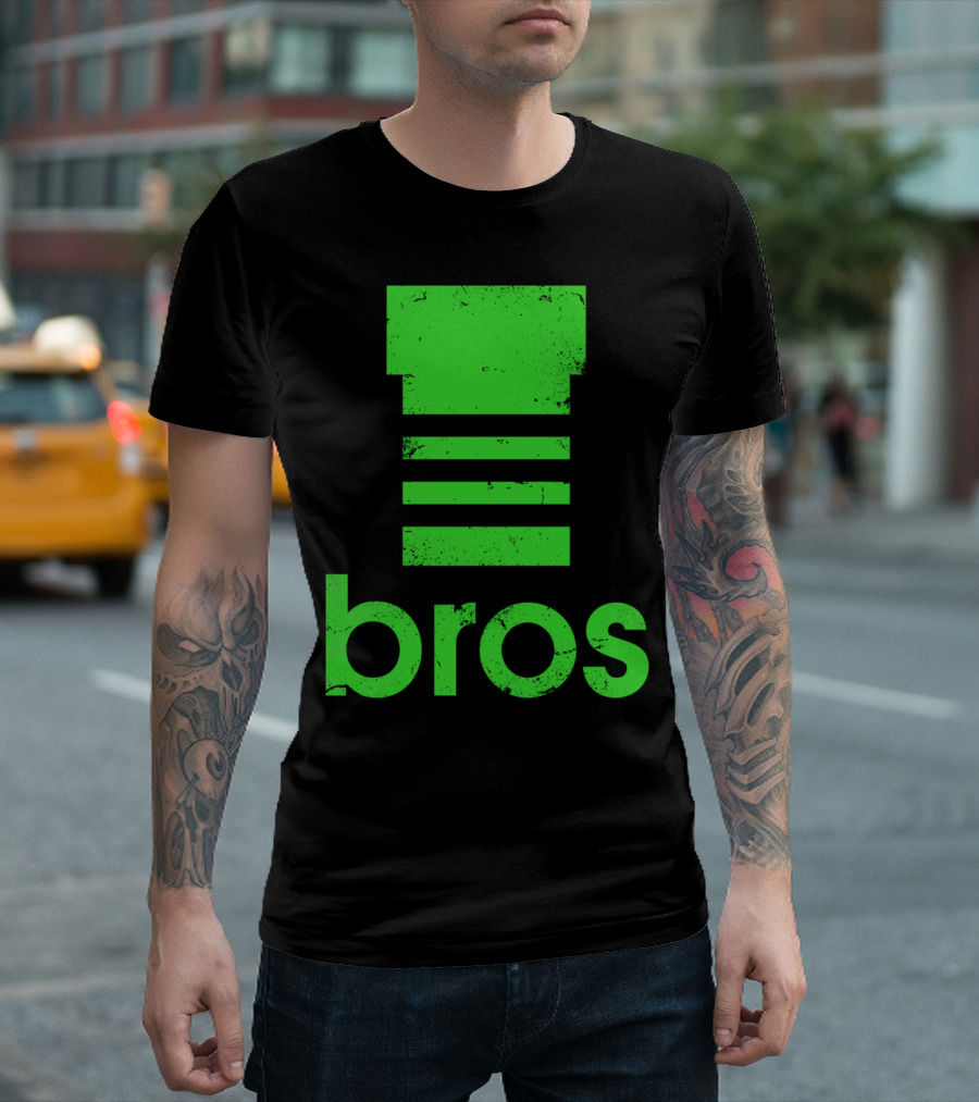 Luigi Bros Retro Green Pixel Pipe T-Shirt