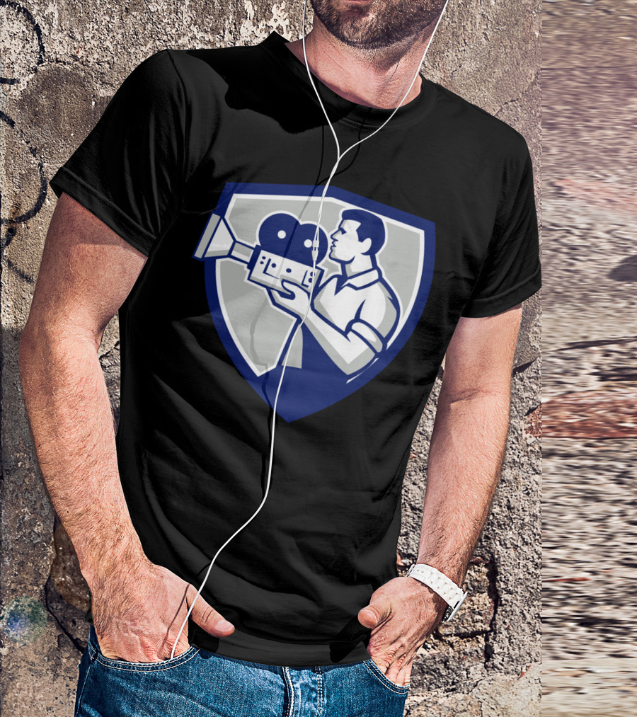Cameraman Cradling Vintage Movie Camera Crest T-Shirt