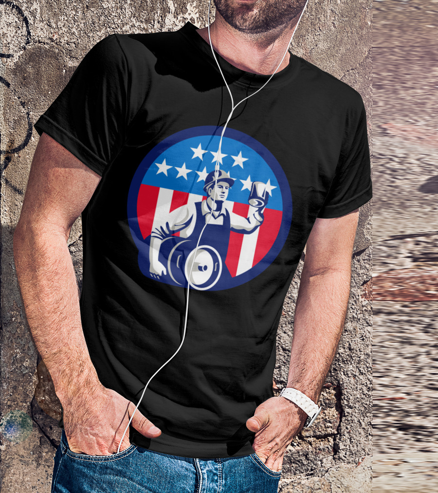American Builder Beer Keg Flag Circle Ret Distressed Vintage Retro Patriotic T-Shirt