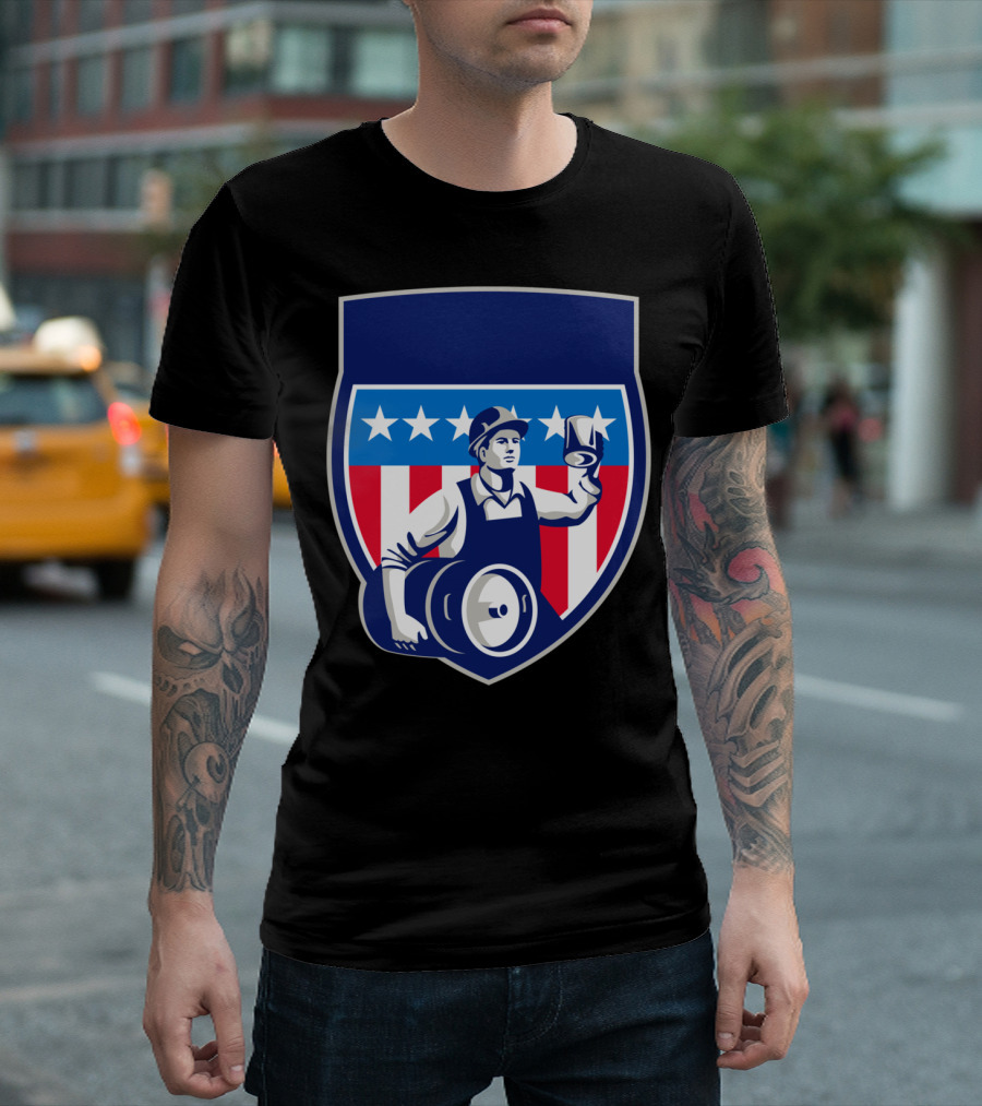 American Construction Worker Beer Keg Stars And Stripes Crest T-Shirt