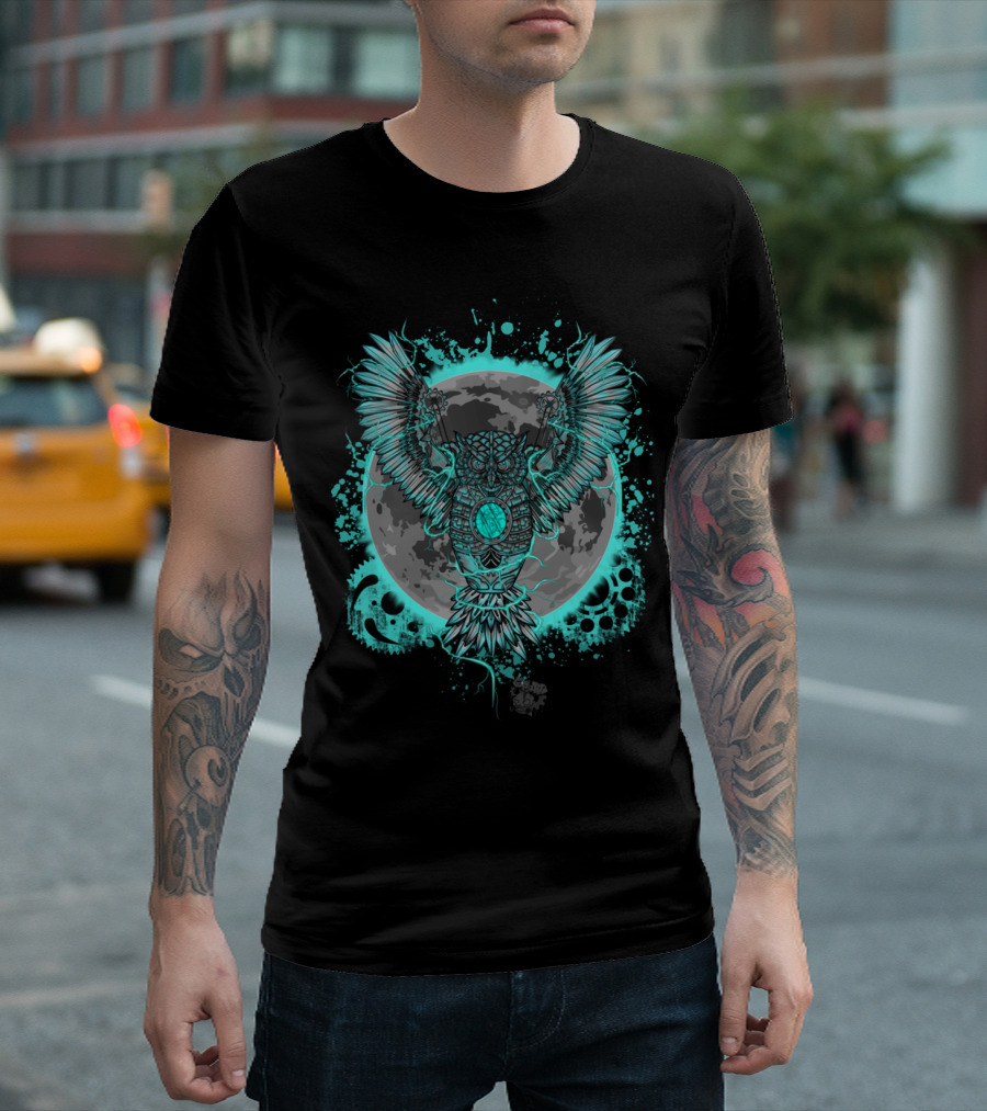 Steampunk Robot Owl Silver Cyberpunk Glow Moon Background T-Shirt