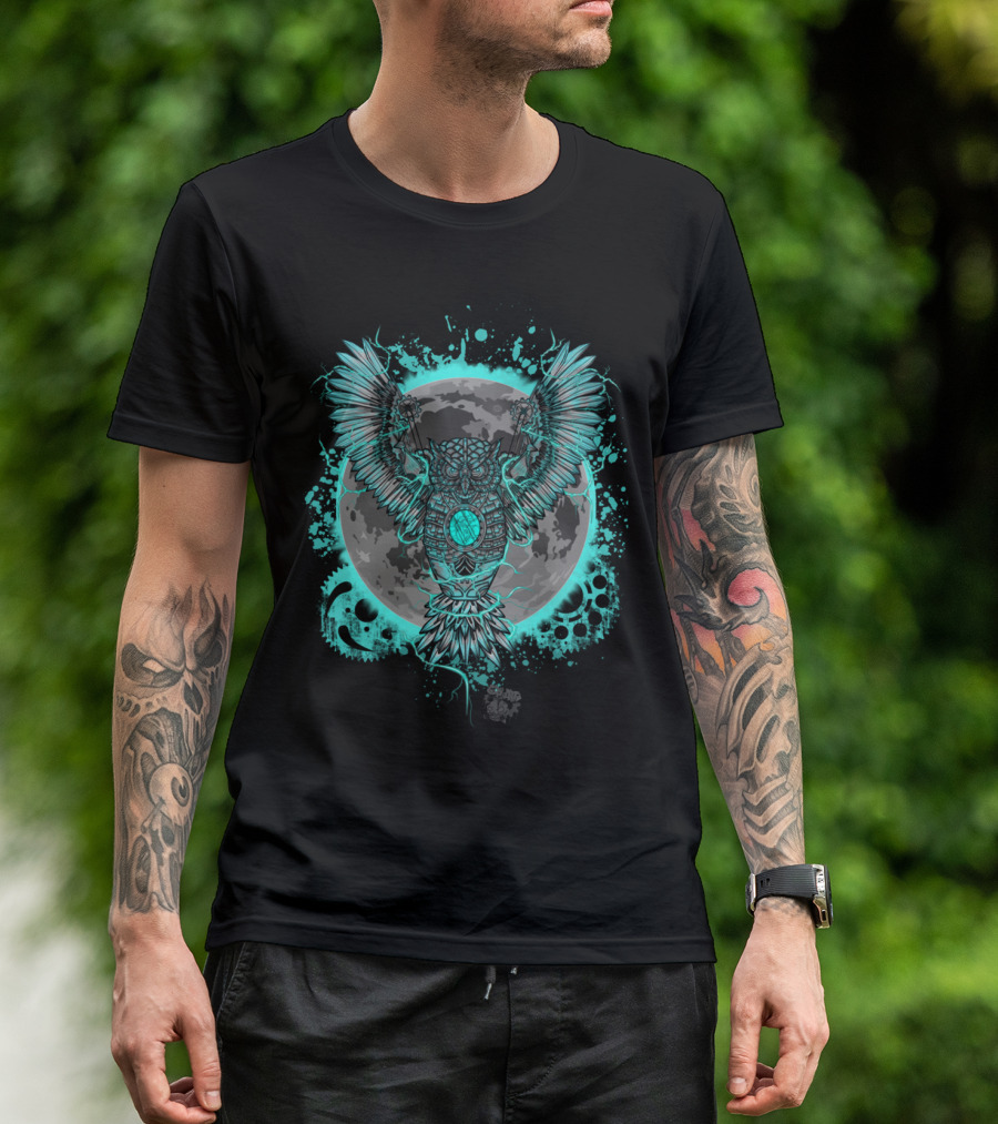 Steampunk Robot Owl Silver Cyberpunk Glow Moon Background T-Shirt