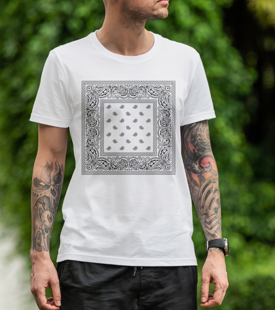 Bandana White Paisley Pattern T-Shirt