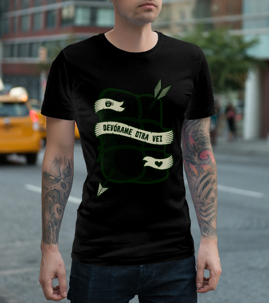 Nacatamal Devórame Otra Vez Arrow Heart T-Shirt